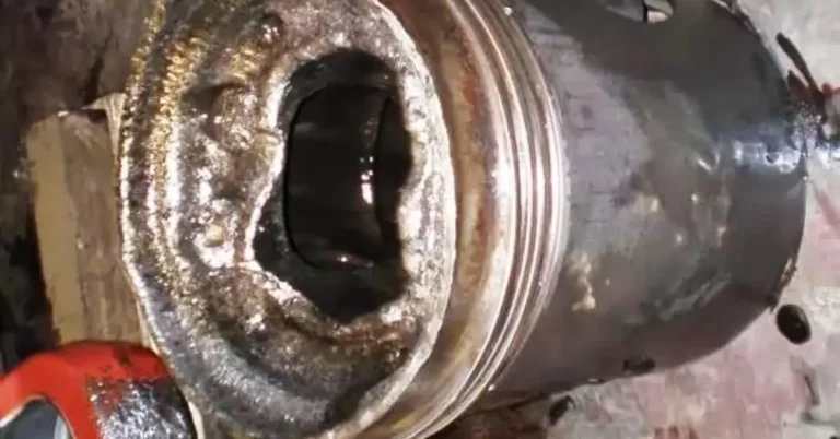 Hole In The Piston