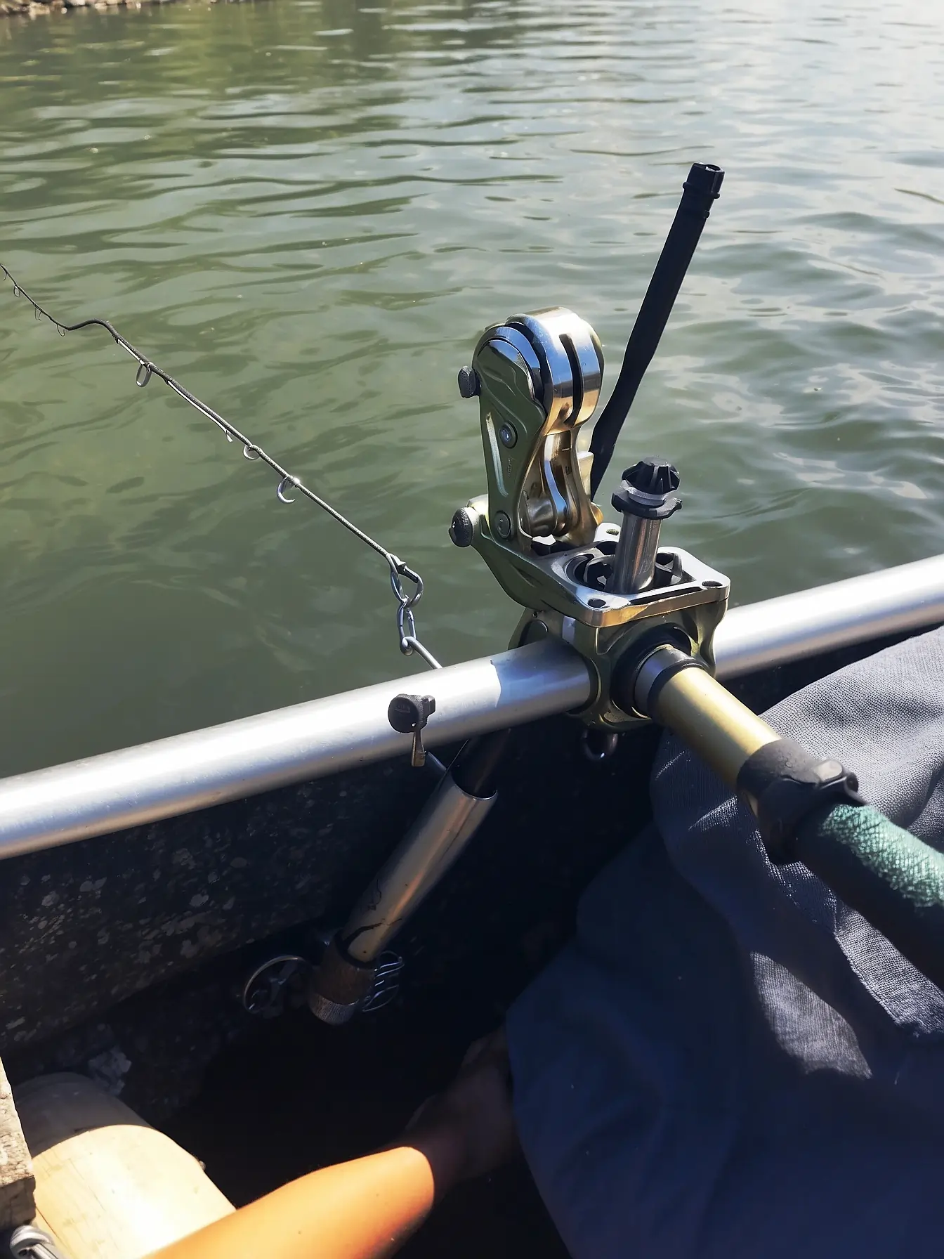 Fishing Rod Holders » MARINE ENGINEERING AT A GLANCE